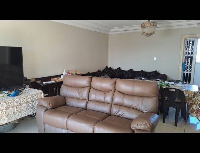 3 BEDROOM FLAT FOR SALE IN SOUTH BEACH